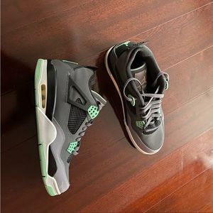 Air Jordan 4 Glow 2013 release